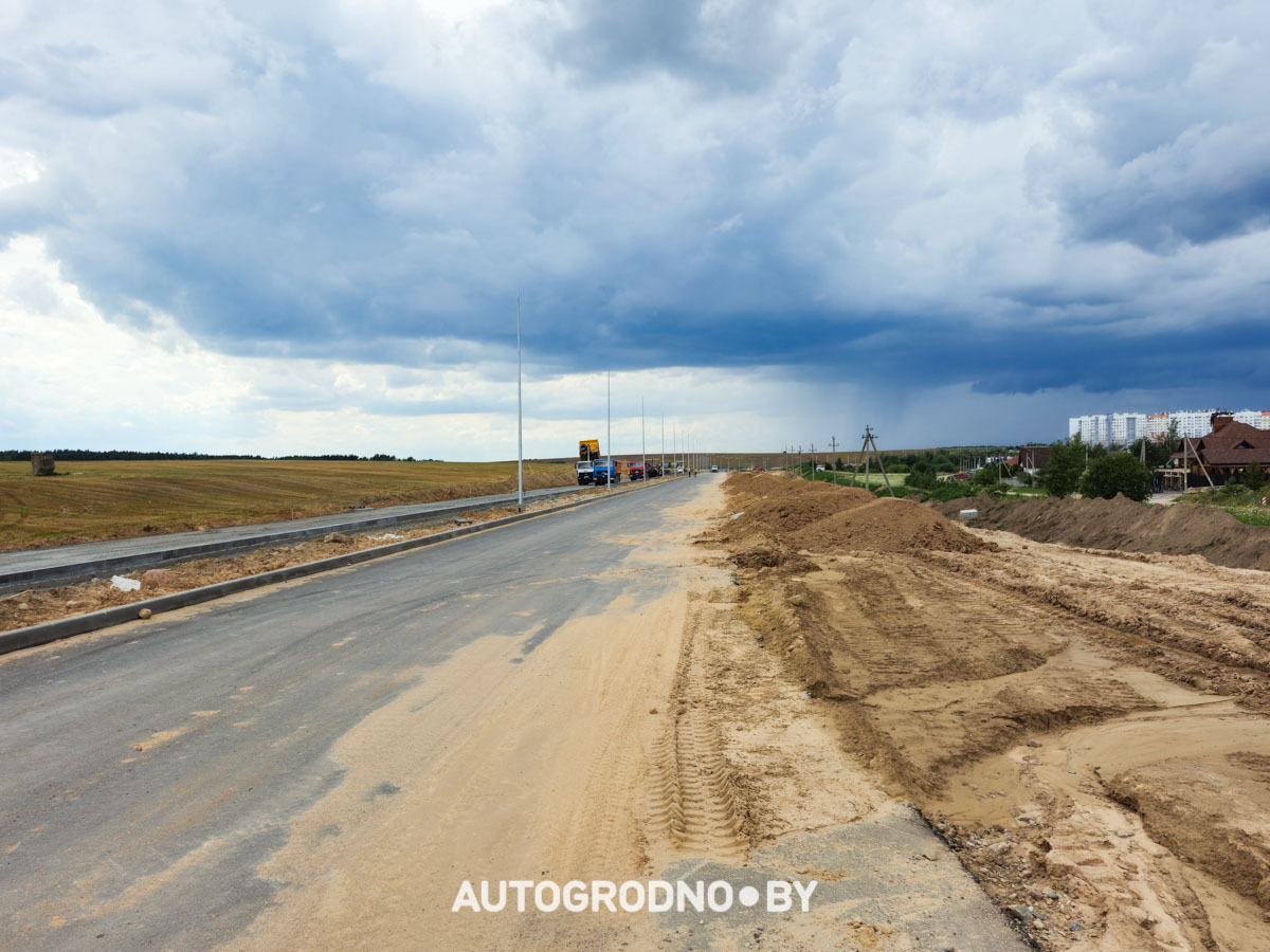 Строительство объездной дороги в Гродно в сторону Ольшанки - бетонка