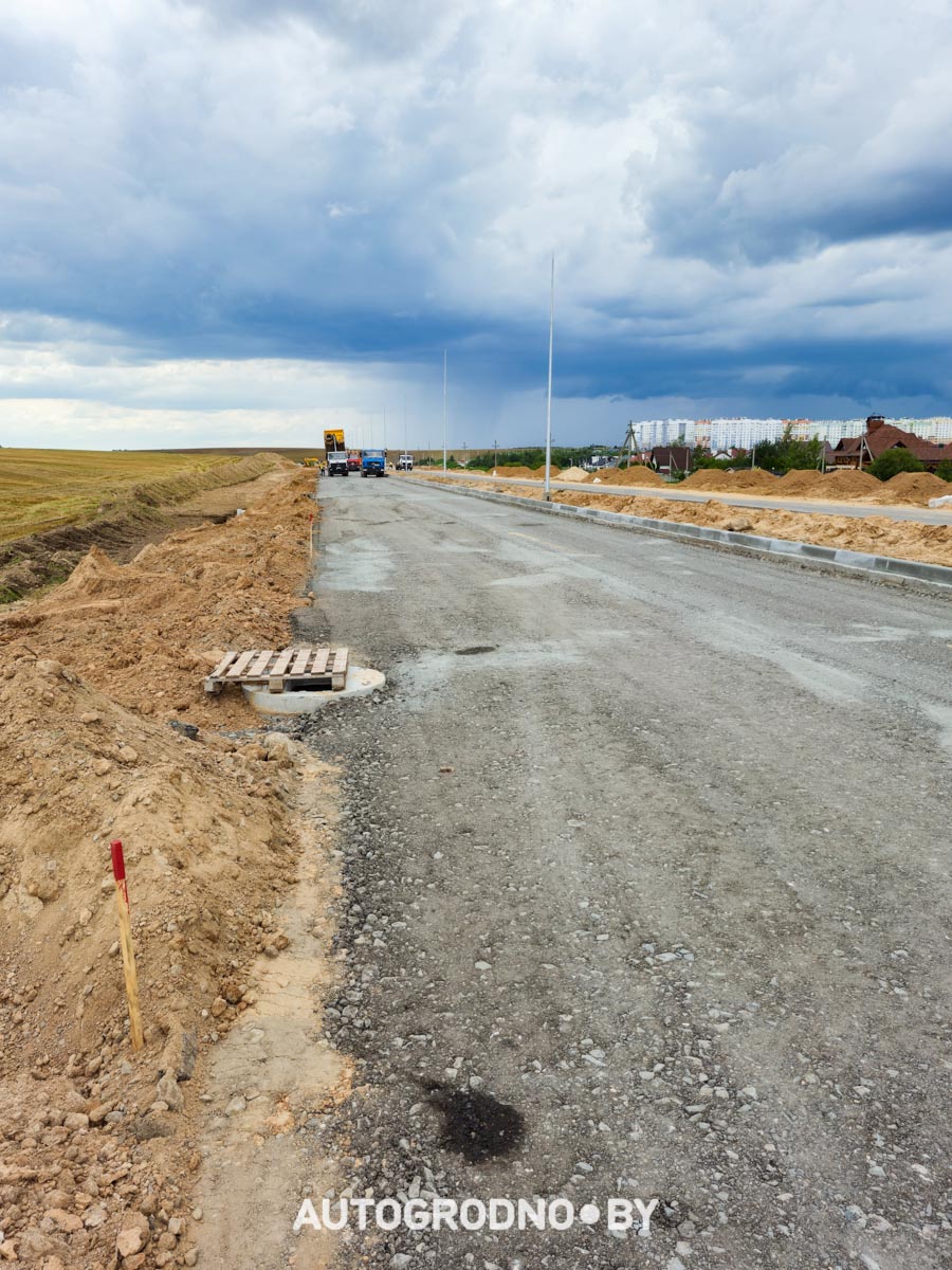 Строительство объездной дороги в Гродно в сторону Ольшанки - бетонка