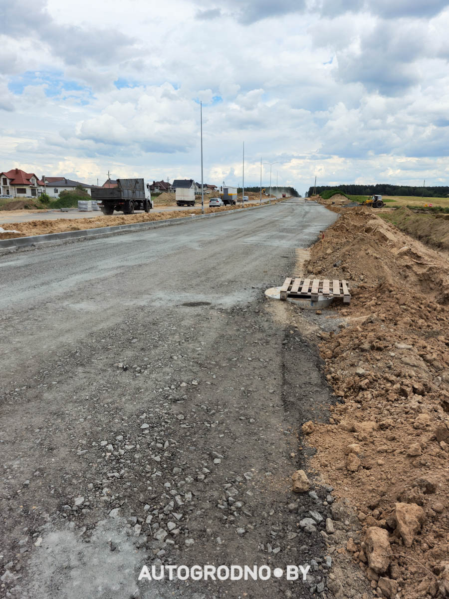 Строительство объездной дороги в Гродно в сторону Ольшанки - бетонка