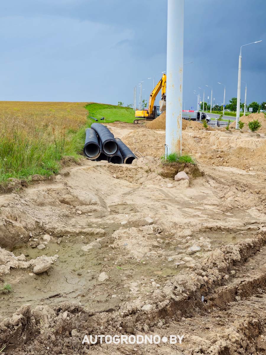 Строительство объездной дороги в Гродно в сторону Ольшанки - бетонка