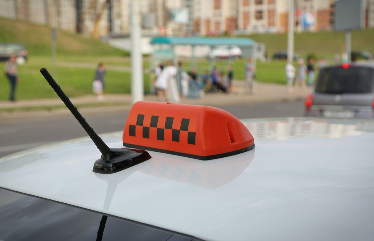 taxi poezdka chek 01