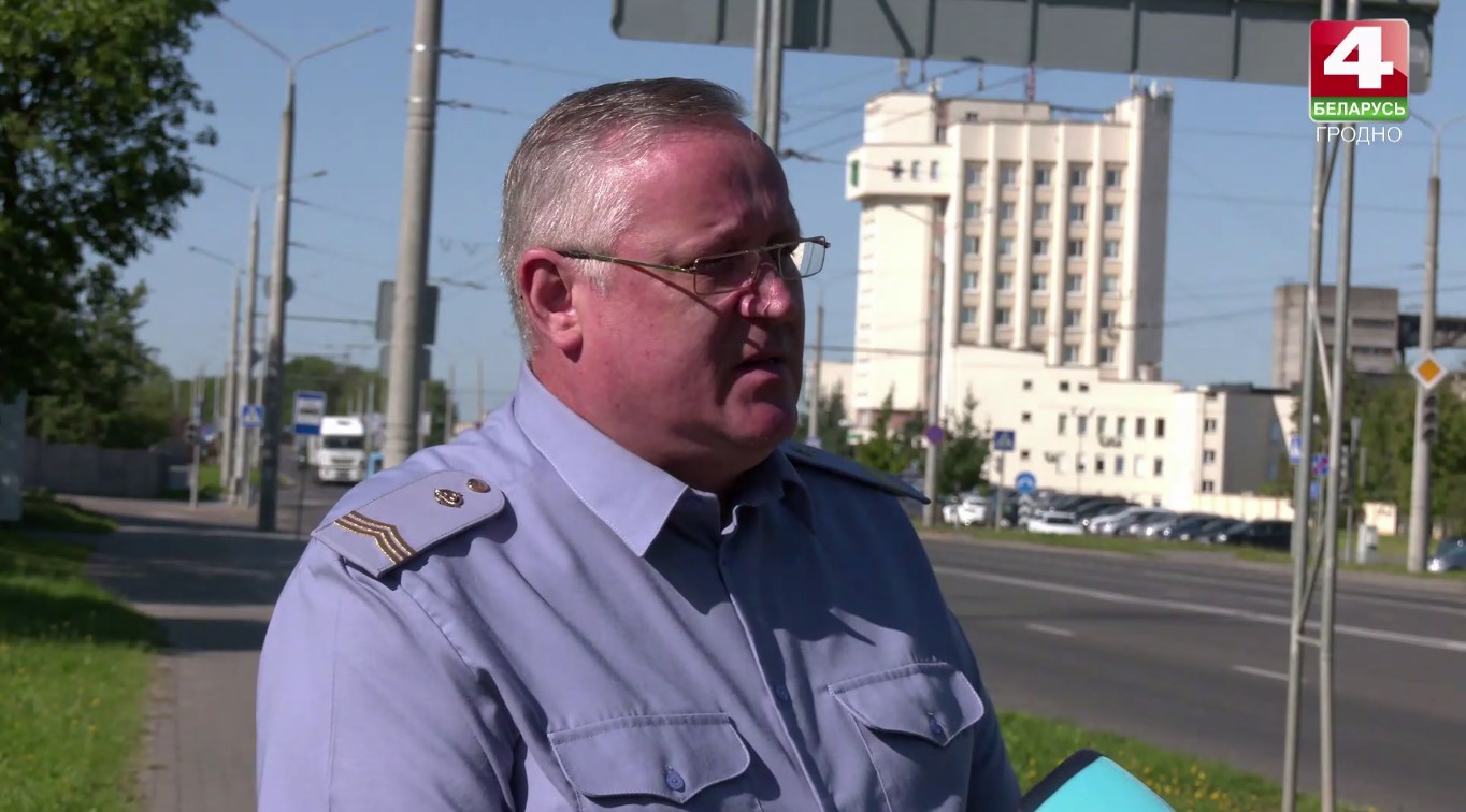 taxi 4 dnja kontrol gai ti 01