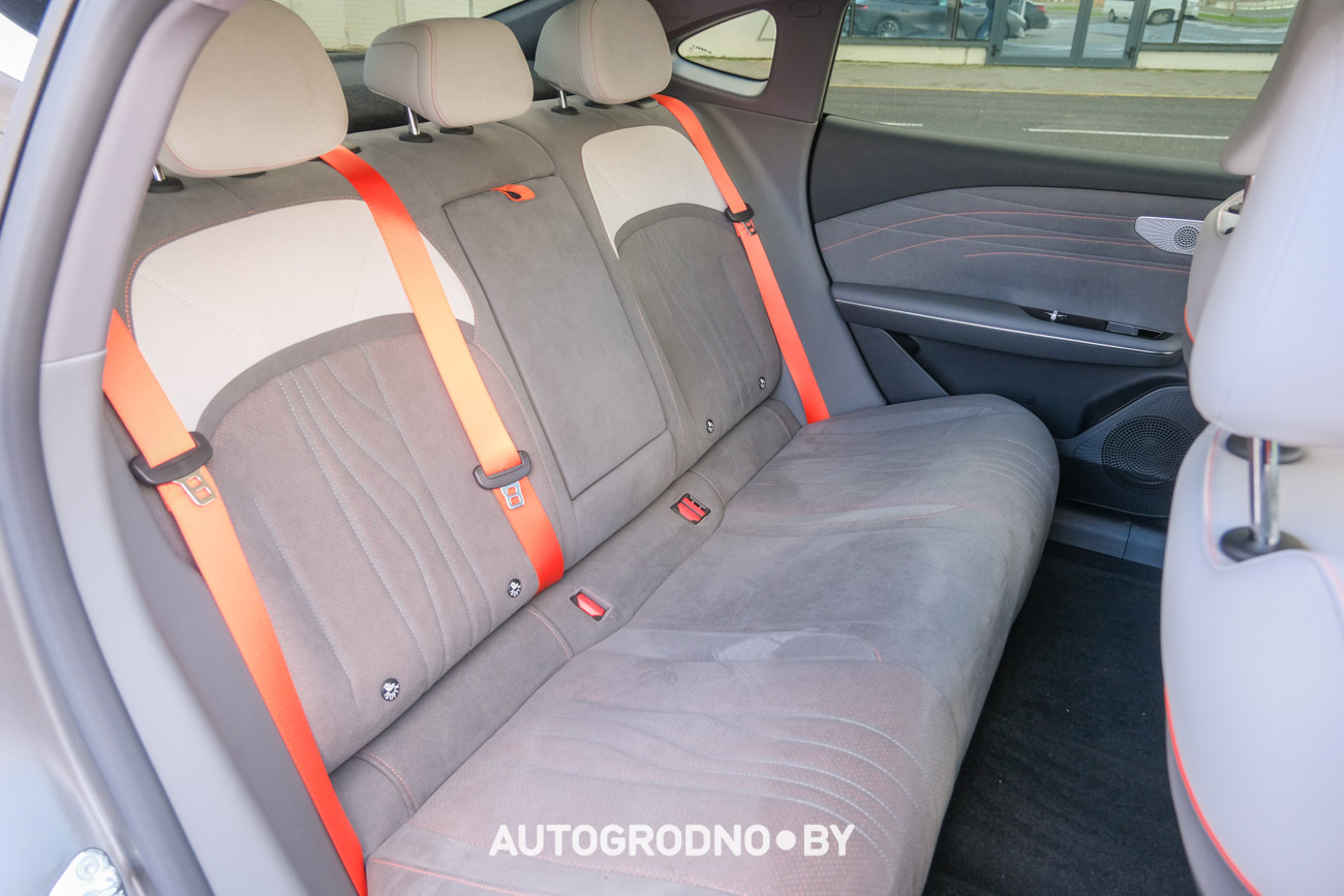 Geely E8 Обзор тест-драйв