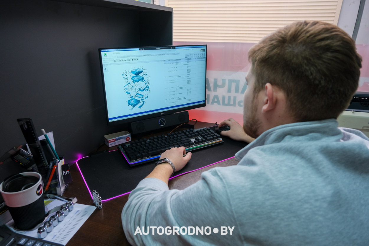 Магазин запчастей в микрорайоне Ольшанка в Гродно