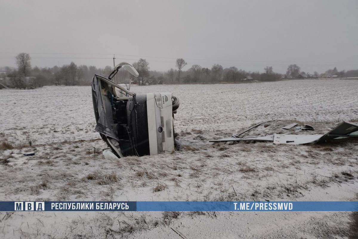 avtobus tolochin 27 12 01