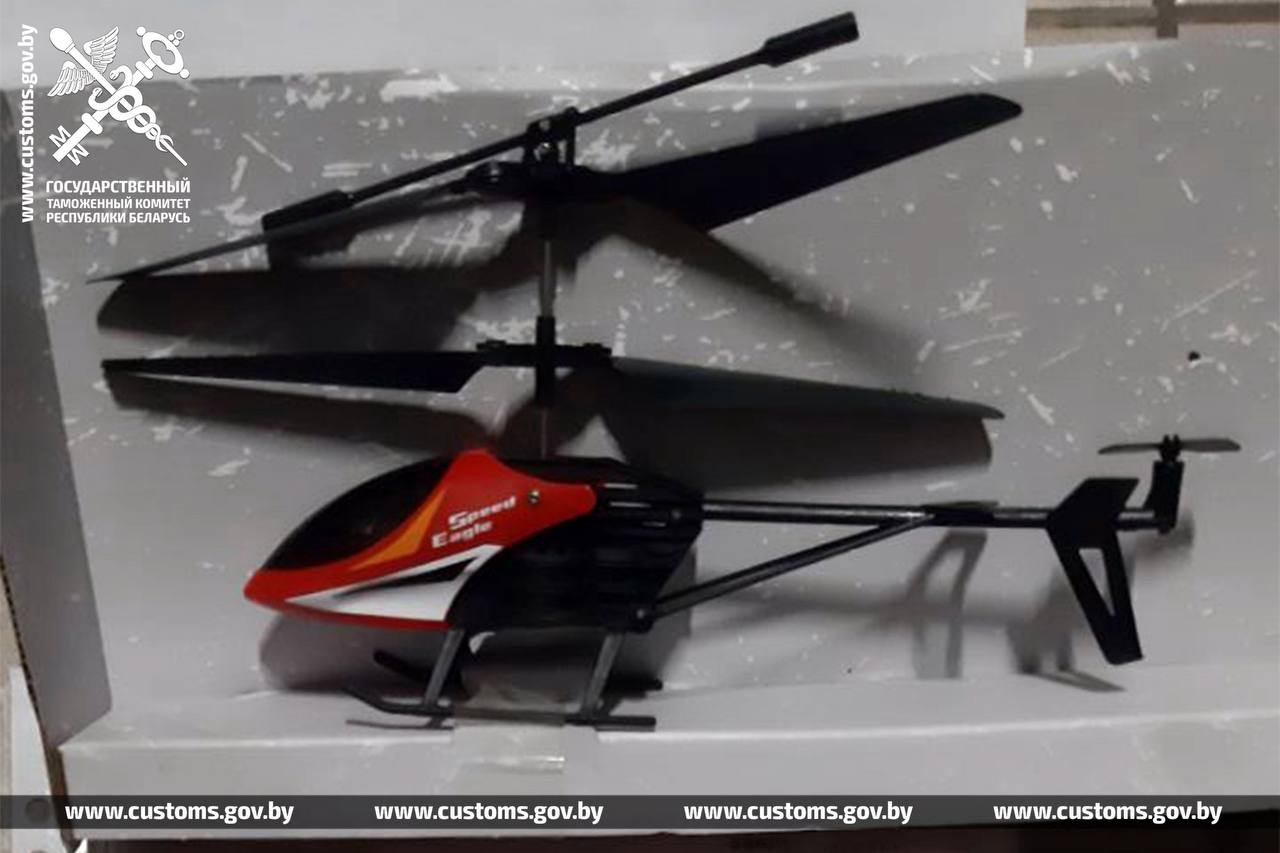 Напоминание таможни: в Беларусь запрещен ввоз летающих игрушек
