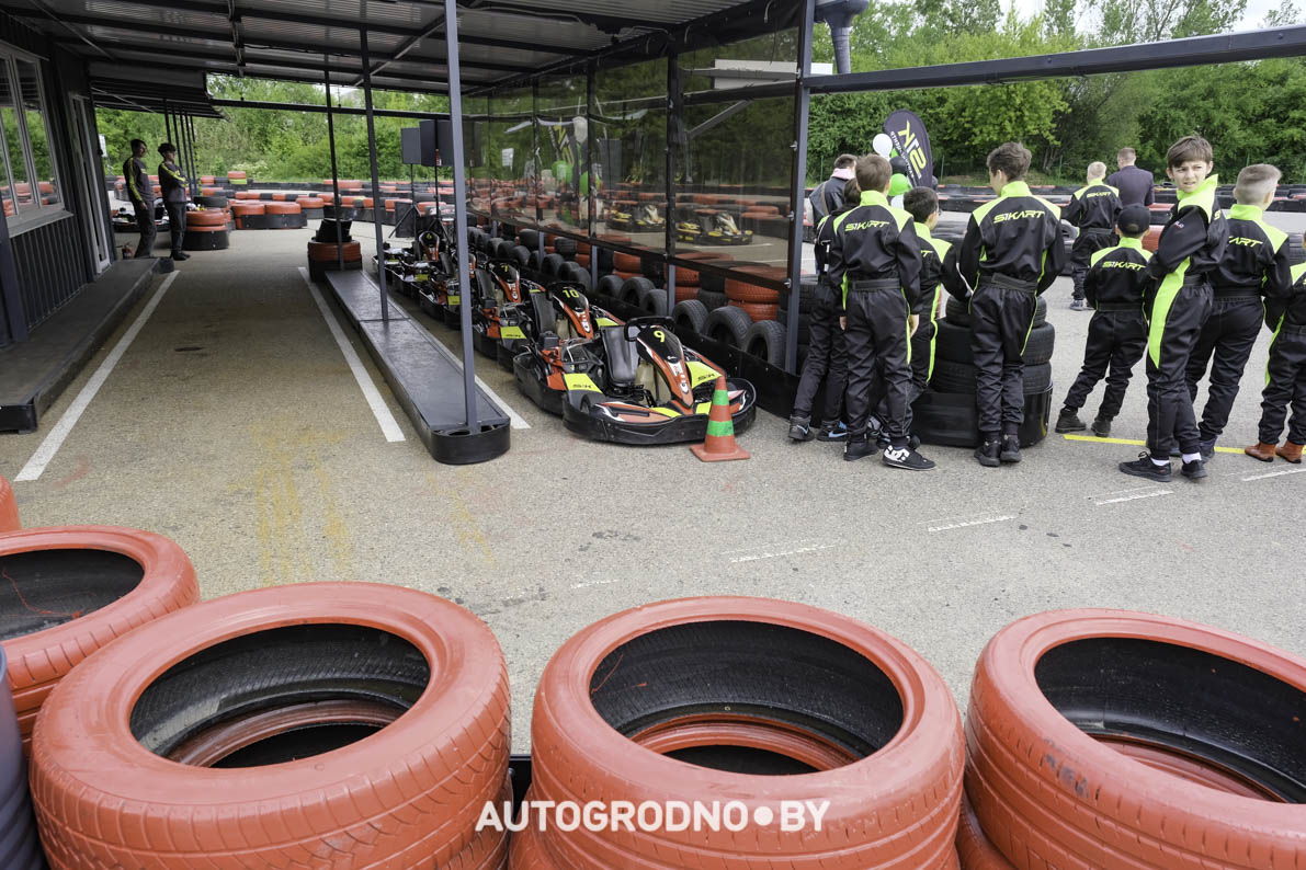 Время работы картинга на Горького возле Короны