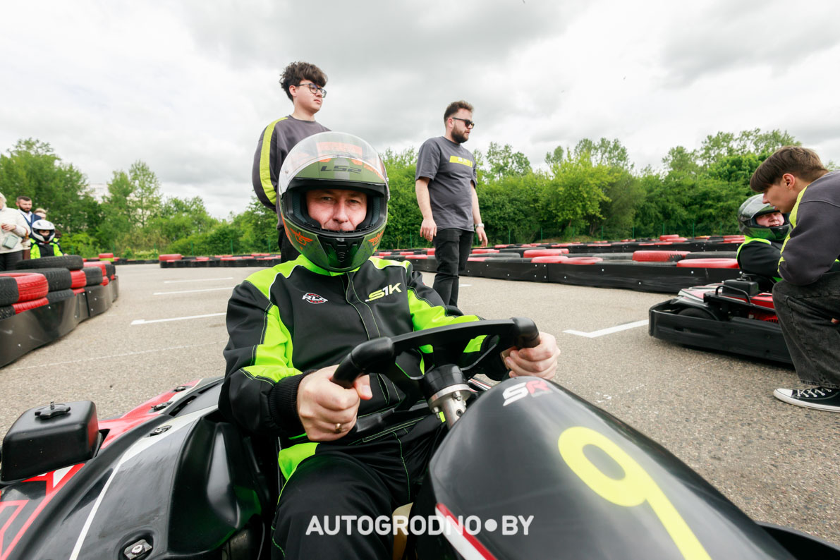 Время работы картинга на Горького возле Короны