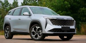 Новый Geely Atlas Pro уже приехал в Беларусь. Чем он хорош и сколько стоит?