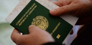 Беларусь не признает принадлежности к гражданству другого государства. О чем еще стоит знать?