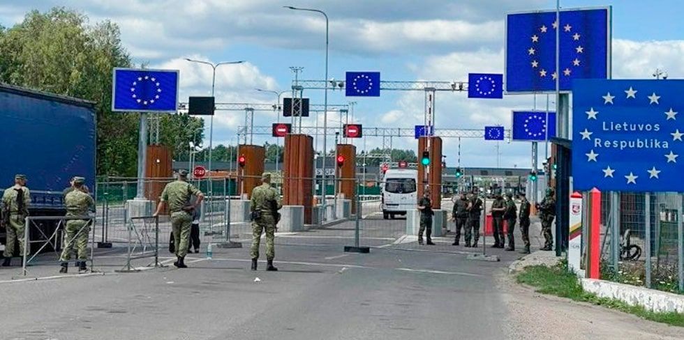 "Завис на нейтральной территории..." Глава департамента рассказал подробности инцидента в "Мядининкае"