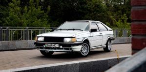 «Не думал, что это будет так сложно и дорого!» Брестчанин взялся за восстановление 40-летней Audi Coupe. Сколько денег уже вложил?