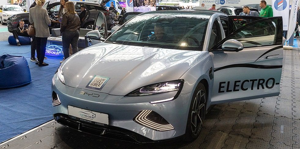 Что нужно сделать, чтобы в Беларуси было 100 тыс. электричек? Идеи людей из автобизнеса