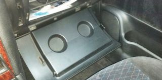 Парень залез в чужой авто, украл $100 и пытался уехать. Зачем? Чтобы произвести впечатление на девушку