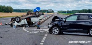 Ужасная авария на перекрестке трассы М6 в Лидском районе: два человека погибли