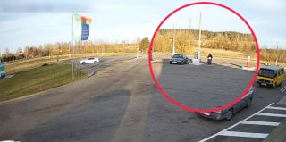 Камера на АЗС "поймала" бесправника. Чем это для него обернулось?
