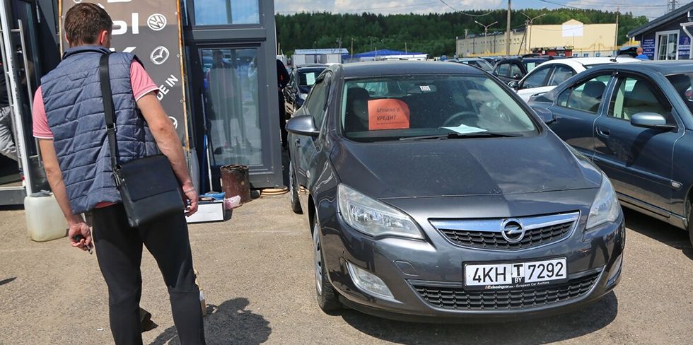 Продали автомобиль в прошлом году? Некоторым  продавцам нужно уплатить подоходный налог