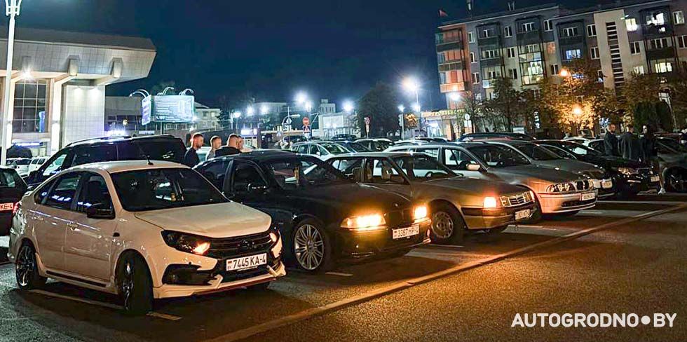 Две девушки из Гродно создали автомобильный клуб Blazer – как найти ребят в сети?