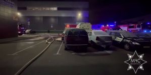 Ночью под Минском горела СТО. До приезда МЧС пожар никто не тушил. Сгорели 2 легковушки, 2 микроавтобуса и мопед