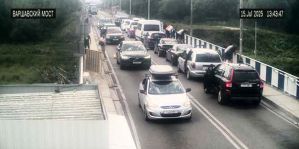 Очередь легкового транспорта в Польшу существенно увеличилась. Стоят и автобусы