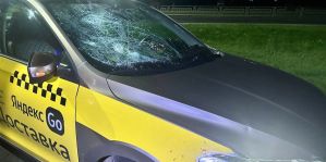 В Лиде таксисист совершил наезд на подростка. С травмами ребёнок в больнице