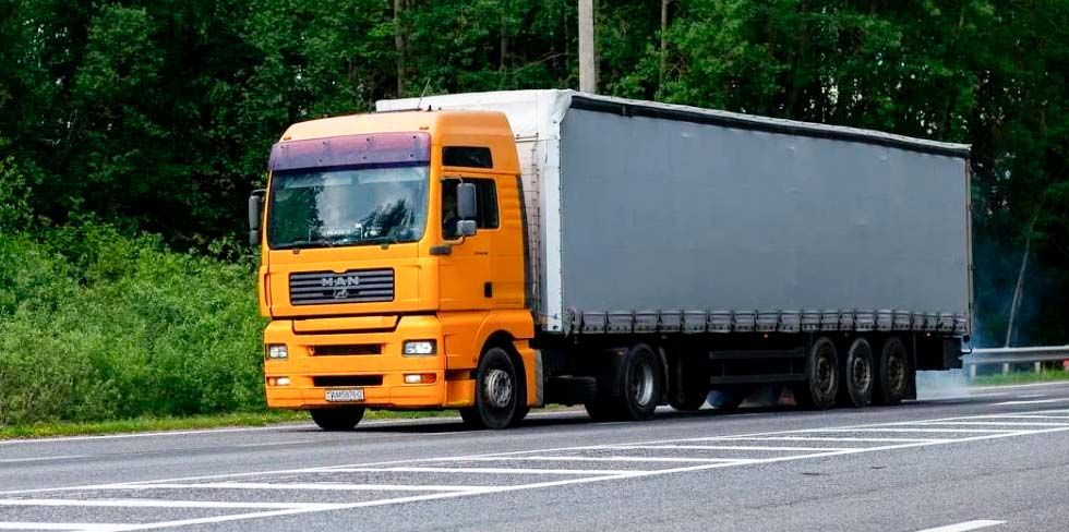 Летние ограничения движения грузовиков в Беларуси вводятся в мае 2025