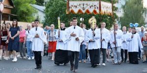 Католики пройдут пешком по пути из Гродно в Сопоцкин. Движение транспорта будет приостанавливаться