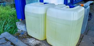 Директор вступил в сговор с водителем – предприятие лишилось 6900 литров бензина