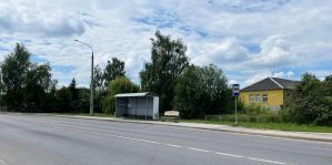 Подошел к людям на остановке, спросил о чем-то, а потом врезал. Поступок подростка из Гродно потянет на 3 года лишения свободы