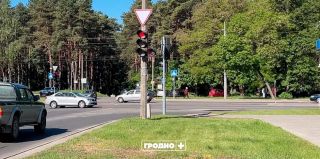 На перекрестке "Болдина - Калиновского" изменили организацию дорожного движения: решен конфликт