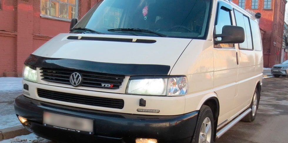 "Пробег 888.864 километра, но машина живее всех живых". Мнение владельца VW Caravelle