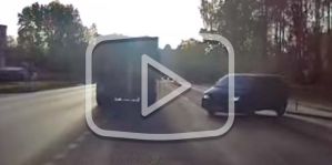 Эффектное видео с белорусской дороги: такое перед самосвалом еще никто не выделывал