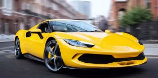 Ferrari запретила садиться за руль владельцам новых суперкаров