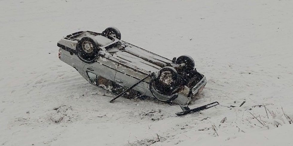 Гродно накрыло снегом и началось... что происходит на дорогах