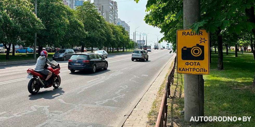 Судебные исполнители больше не смогут забрать автомобиль или запретить водить за долги по штрафам. Вот в каких случаях